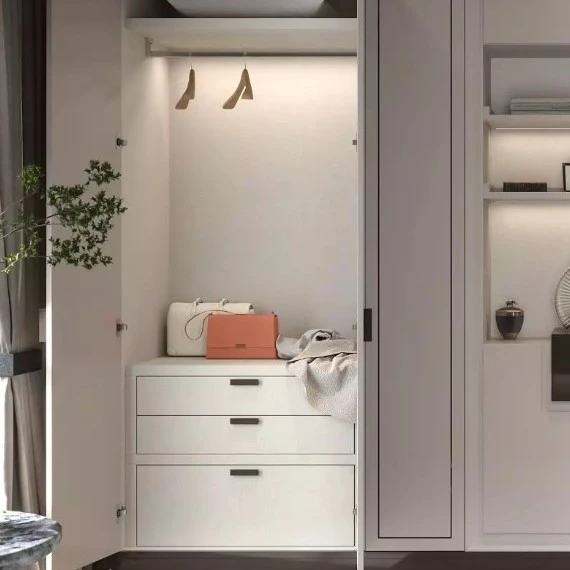 
Simply purchasing beautiful bespoke furniture is not enough to create a harmonious interior. All furnishings should be combined with each other, carefully placed. City Wardrobes gives you six ways to arrange furniture in a room so you can make the right choice.